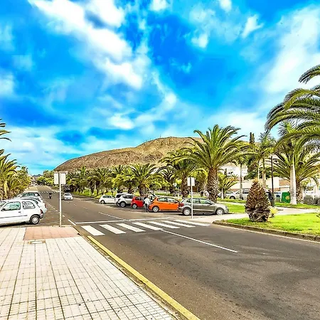 Las Plataneras Two Bedrooms In Los Cristianos *