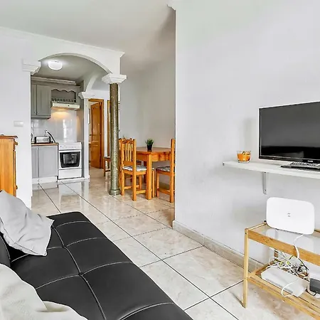 Las Plataneras Two Bedrooms In Los Cristianos *